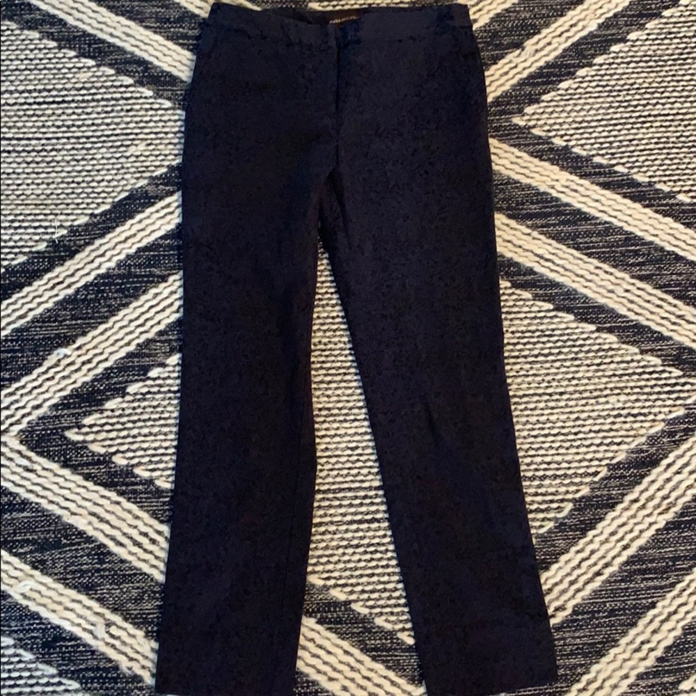 Dana Buchman Pattered Pants Size 4